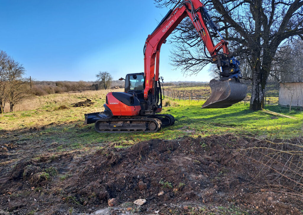 Terrassement avec pelleteuse