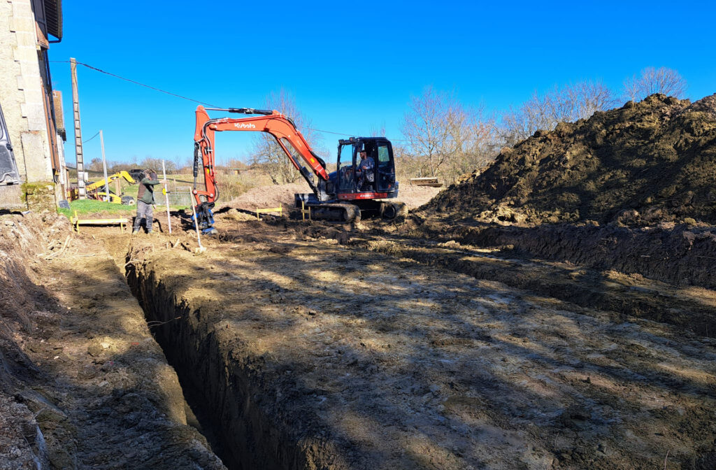 Terrassement avec pelleteuse